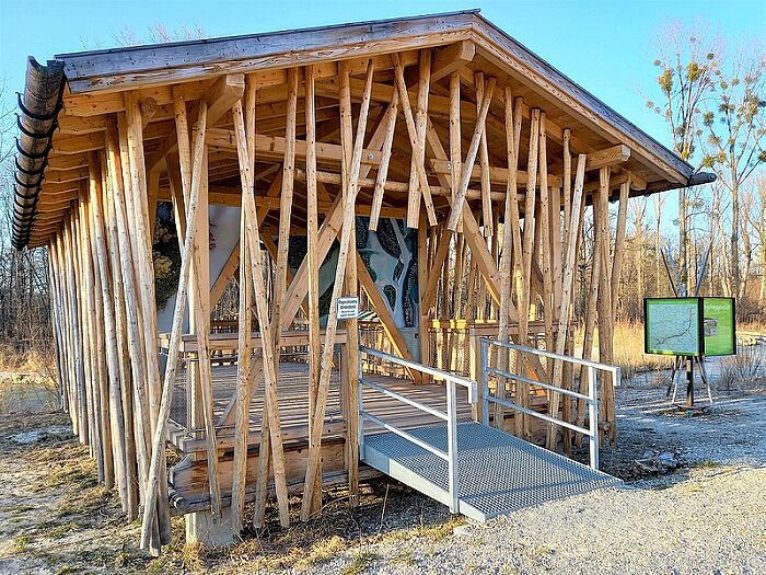 Das Erlebnis Umgehungsgewässer präsentiert wechselnde Ausstellungen. (Fotos: Naturium)